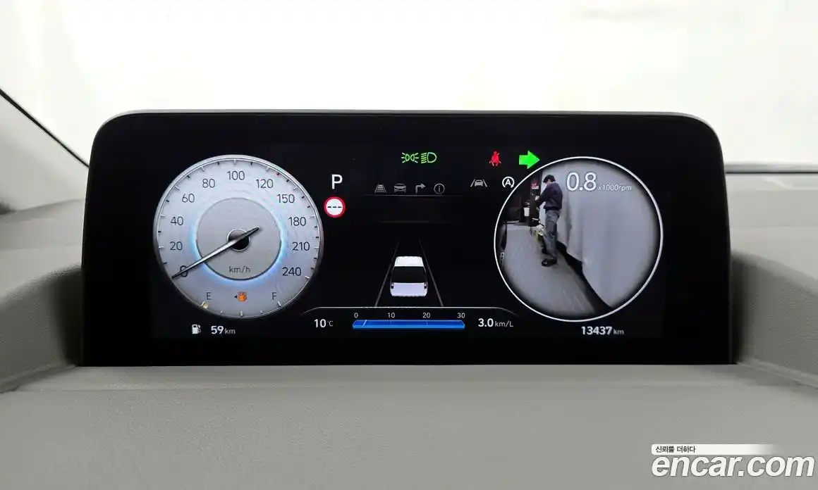 Hyundai Staria 2024 2.2 Автомат в Москве № 582373, фото 8