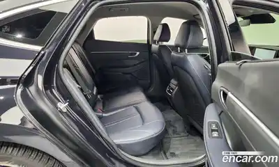 Hyundai Sonata 2025 2.0 Автомат в Москве № 582515, миниатюра 12