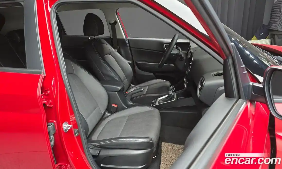 Hyundai Venue 2020 1.6 Автомат в Москве № 582612, фото 12