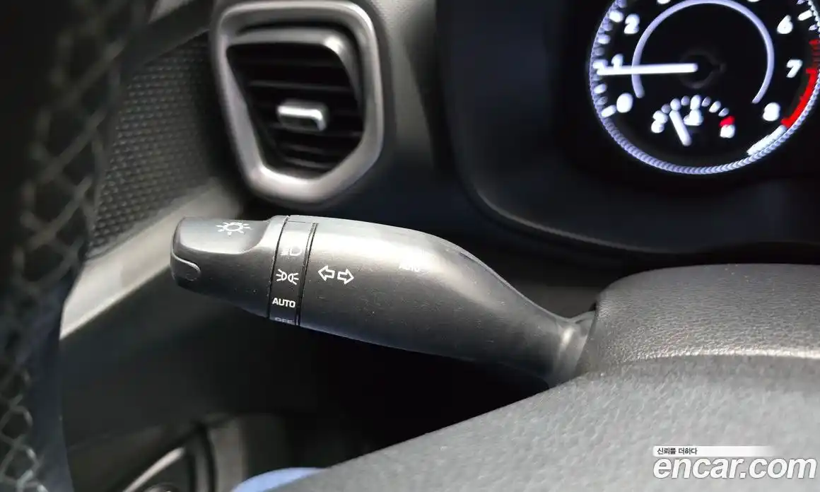 Hyundai Venue 2020 1.6 Автомат в Москве № 582612, фото 16