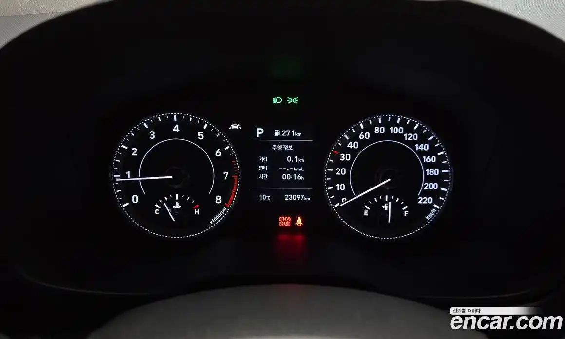 Hyundai Venue 2020 1.6 Автомат в Москве № 582612, фото 8