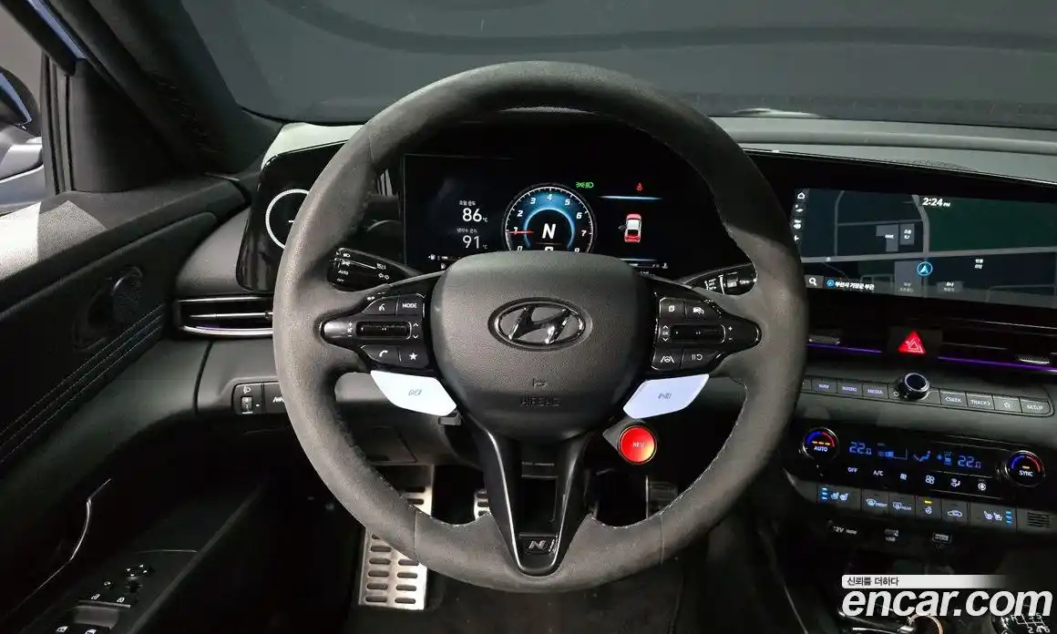 Hyundai Avante 2022 2.0 Механическая в Москве № 582694, фото 13