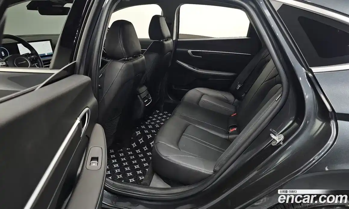 Hyundai Sonata 2024 2.0 Автомат в Москве № 582821, фото 11