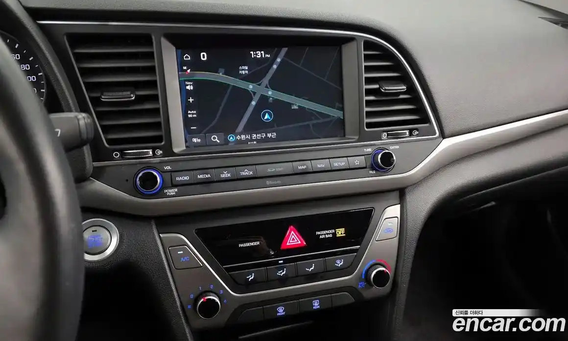 Hyundai Avante 2018 1.6 Автомат в Москве № 582825, фото 14