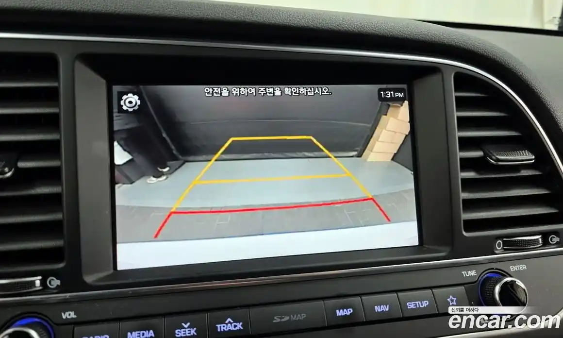 Hyundai Avante 2018 1.6 Автомат в Москве № 582825, фото 15