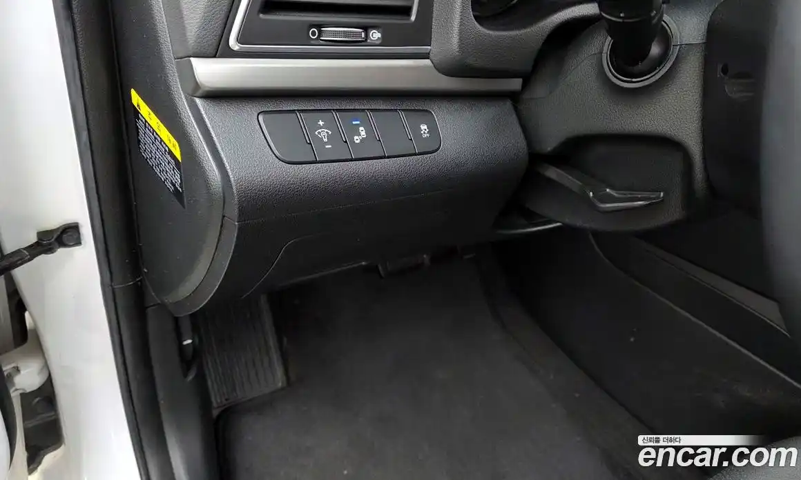 Hyundai Avante 2018 1.6 Автомат в Москве № 582825, фото 18