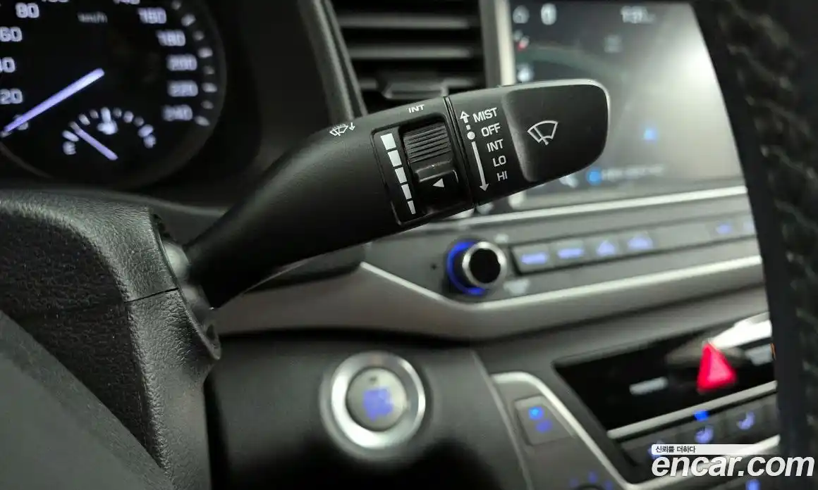 Hyundai Avante 2018 1.6 Автомат в Москве № 582825, фото 19