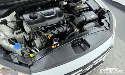 Hyundai Avante 2018 1.6 Автомат в Москве № 582825, миниатюра 6