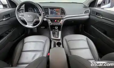Hyundai Avante 2018 1.6 Автомат в Москве № 582825, миниатюра 7
