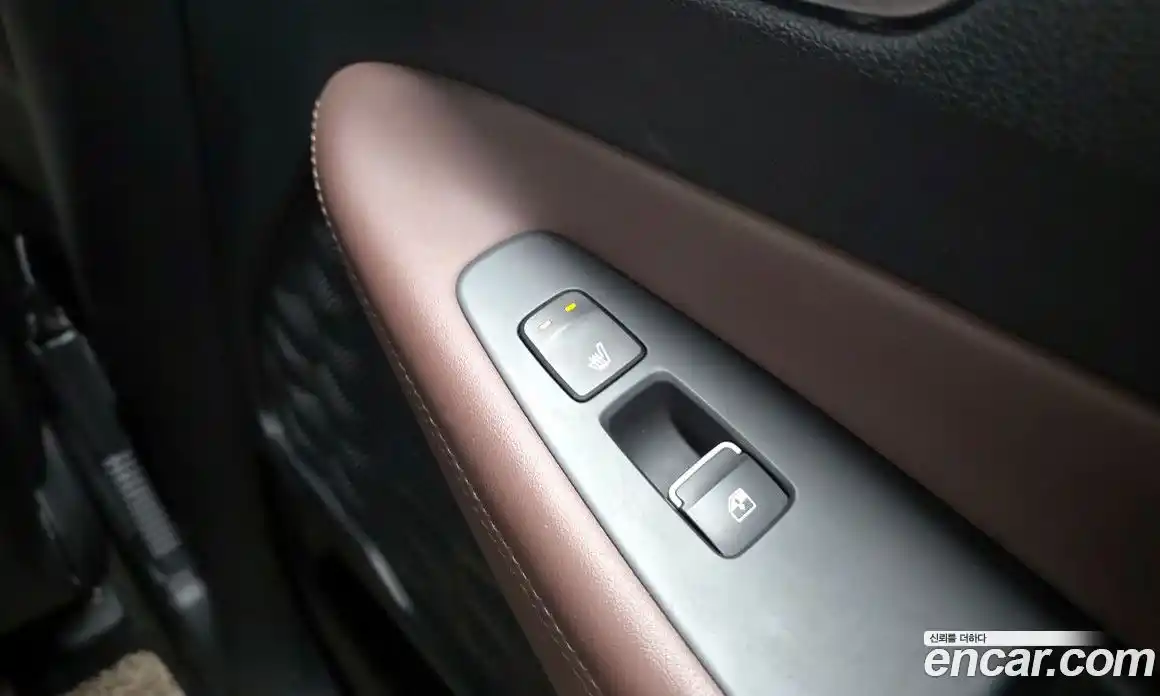 Hyundai Santa Fe 2020 2.0 Автомат в Москве № 582901, фото 19