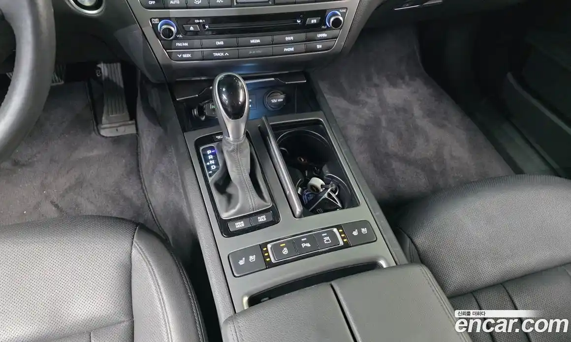 Hyundai Genesis 2016 3.3 Автомат в Москве № 582931, фото 9