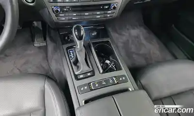 Hyundai Genesis 2016 3.3 Автомат в Москве № 582931, миниатюра 9