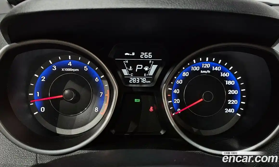 Hyundai Avante 2015 1.6 Автомат в Москве № 582946, фото 8