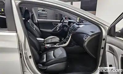 Hyundai Avante 2015 1.6 Автомат в Москве № 582946, миниатюра 10