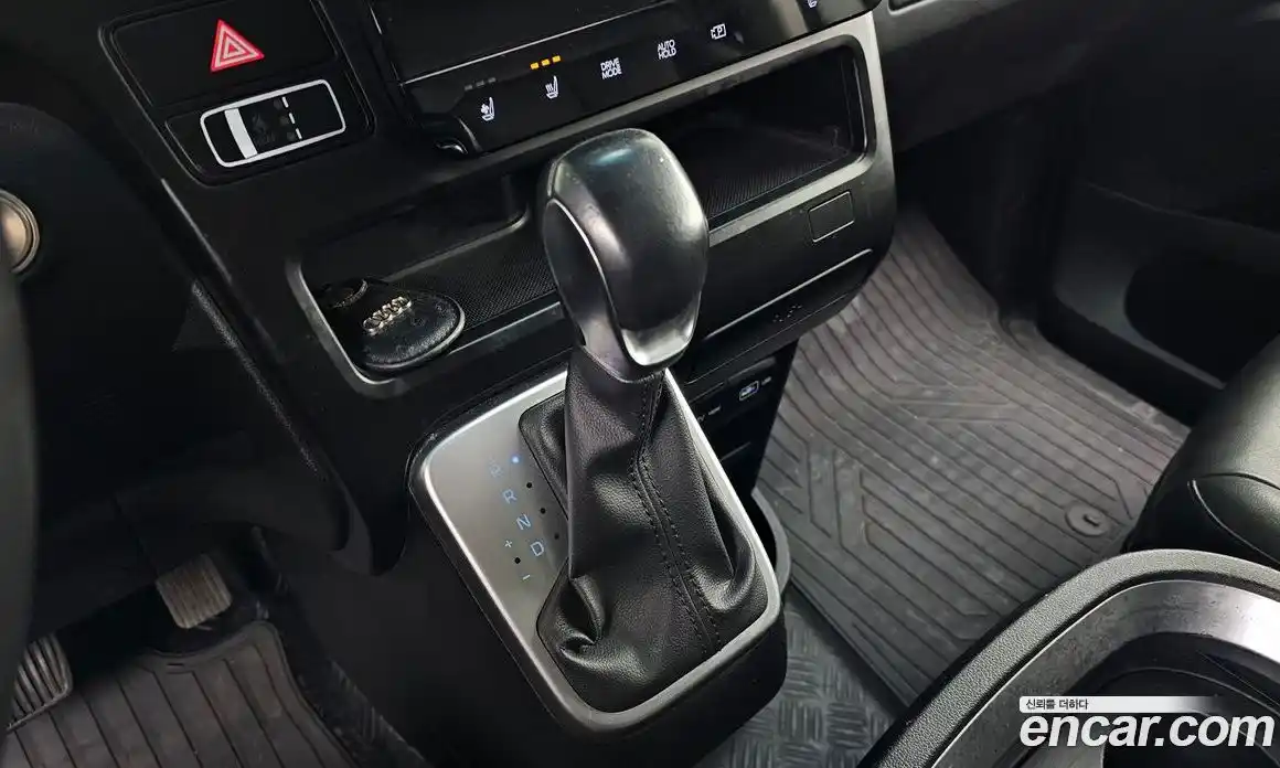 Hyundai Staria 2022 2.2 Автомат в Москве № 582956, фото 9