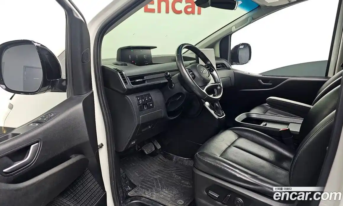 Hyundai Staria 2022 2.2 Автомат в Москве № 582956, фото 10