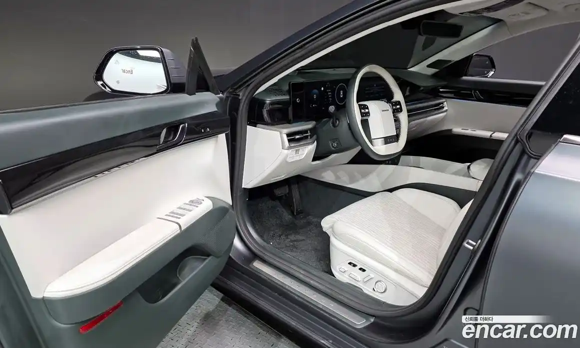 Hyundai Grandeur 2023 3.5 Автомат в Москве № 583299, фото 9