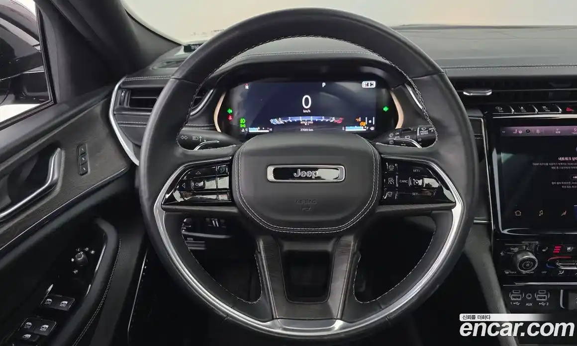 Jeep Cherokee 2021 3.6 Автомат в Москве № 583415, фото 13