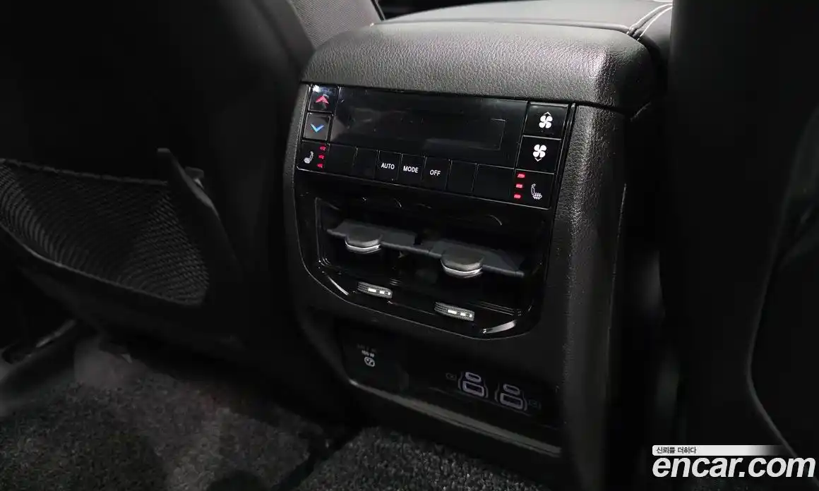 Jeep Cherokee 2021 3.6 Автомат в Москве № 583415, фото 19