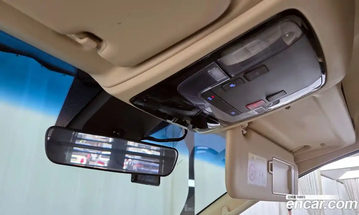 Hyundai Staria 2023 3.5 Автомат в Москве № 583528, фото 17