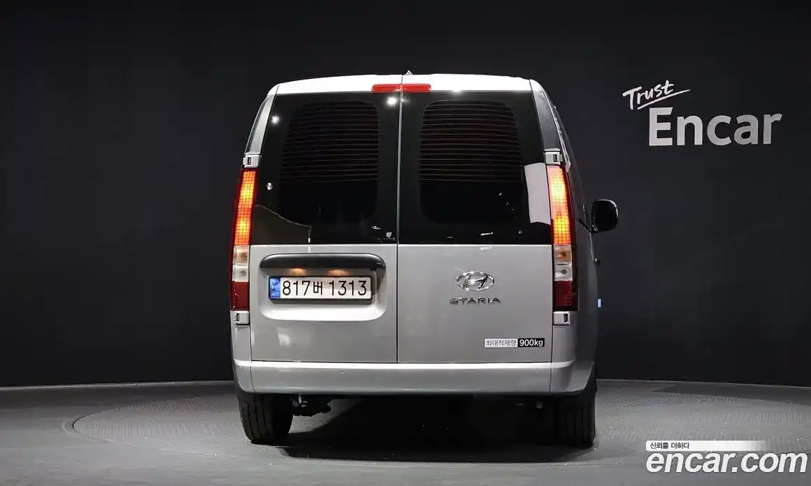 Hyundai Staria 2023 3.5 Автомат в Москве № 583528, фото 4