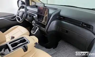 Hyundai Staria 2023 3.5 Автомат в Москве № 583528, миниатюра 7