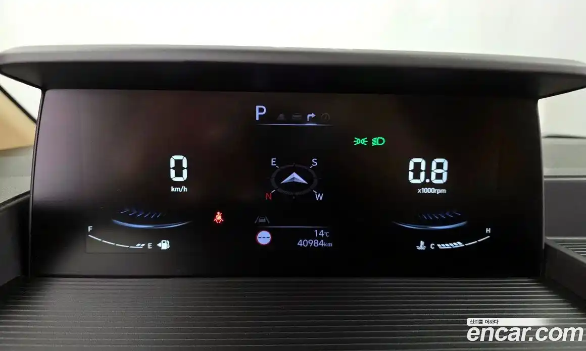 Hyundai Staria 2023 3.5 Автомат в Москве № 583528, фото 8