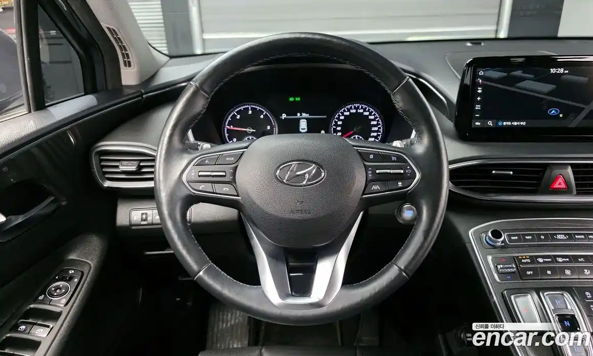 Hyundai Santa Fe 2023 2.2 Автомат в Москве № 583543, фото 13