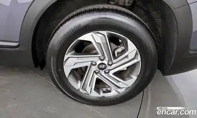 Hyundai Santa Fe 2023 2.2 Автомат в Москве № 583543, миниатюра 5