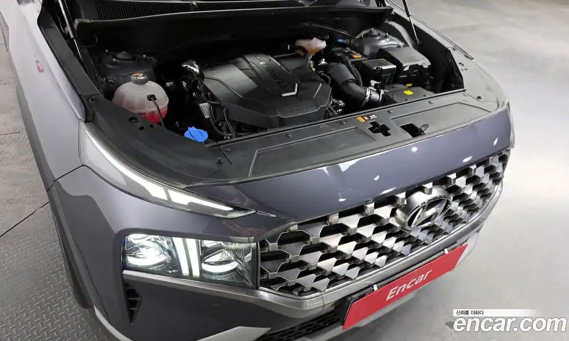 Hyundai Santa Fe 2023 2.2 Автомат в Москве № 583543, фото 6