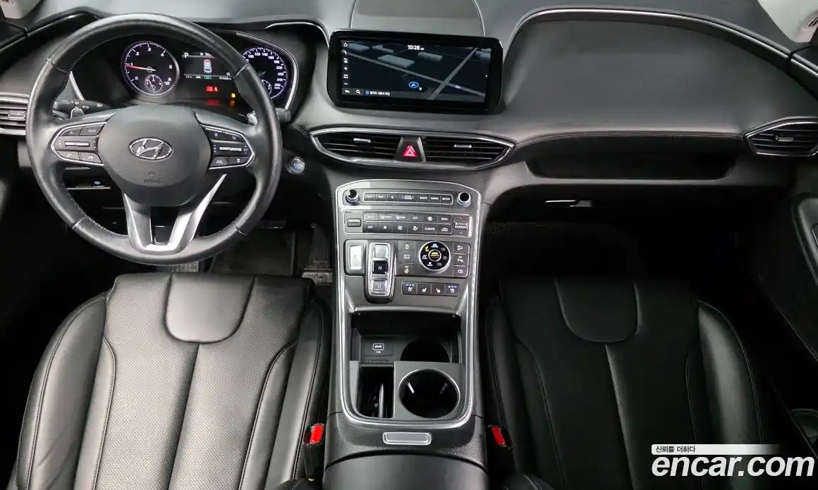 Hyundai Santa Fe 2023 2.2 Автомат в Москве № 583543, фото 7