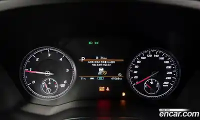 Hyundai Santa Fe 2023 2.2 Автомат в Москве № 583543, миниатюра 8