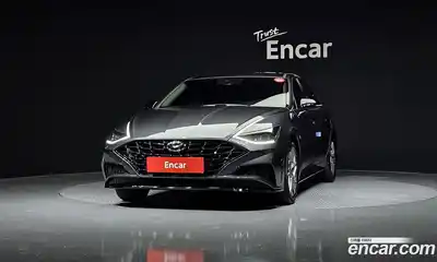 Hyundai Sonata 2023 2.0 Автомат в Москве № 583643, миниатюра 3