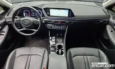 Hyundai Sonata 2023 2.0 Автомат в Москве № 583643, миниатюра 7