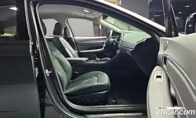 Hyundai Sonata 2023 2.0 Автомат в Москве № 583643, миниатюра 10