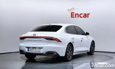 Hyundai Grandeur 2022 2.5 Автомат в Москве № 583784, миниатюра 2