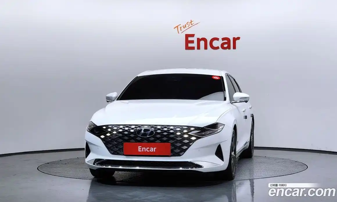 Hyundai Grandeur 2022 2.5 Автомат в Москве № 583784, фото 3