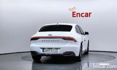 Hyundai Grandeur 2022 2.5 Автомат в Москве № 583784, миниатюра 4