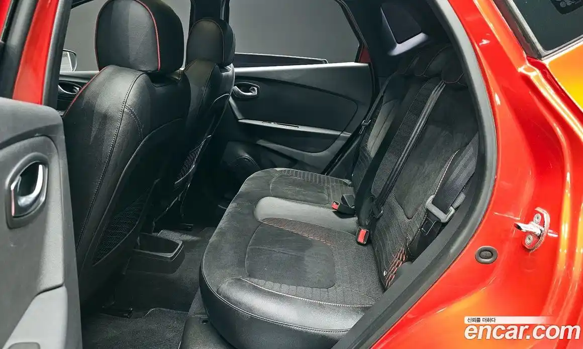 Renault QM3 2019 1.5 Автомат в Москве № 584361, фото 11