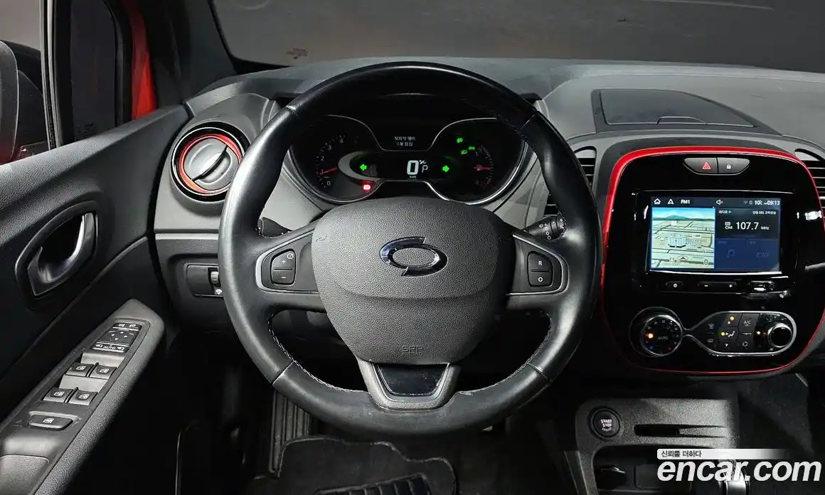 Renault QM3 2019 1.5 Автомат в Москве № 584361, фото 12