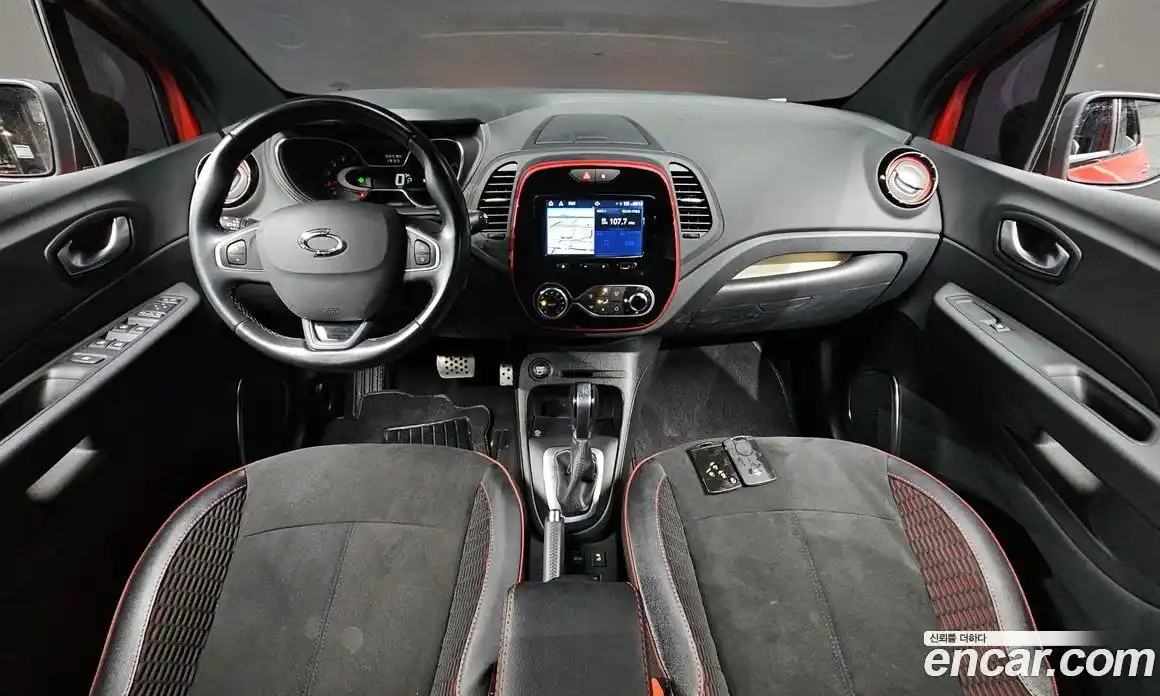 Renault QM3 2019 1.5 Автомат в Москве № 584361, фото 6