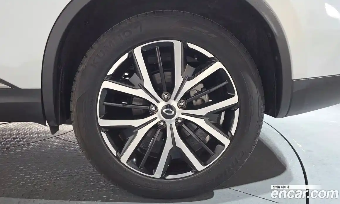 Renault QM6 2023 2.0 Автомат в Москве № 584462, фото 5