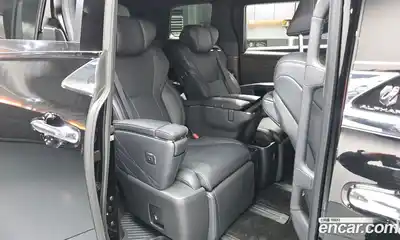 Toyota Alphard 2024 2.5 Автомат в Москве № 584562, миниатюра 12