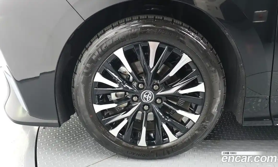 Toyota Alphard 2024 2.5 Автомат в Москве № 584562, фото 5