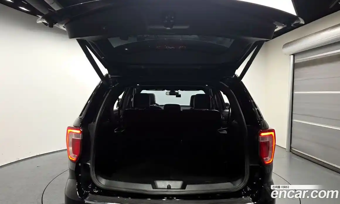 Ford Explorer 2018 2.3 Автомат в Москве № 584844, фото 20