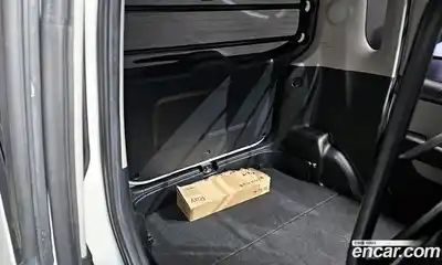 Kia Ray 2023 1.0 Автомат в Москве № 586061, миниатюра 12