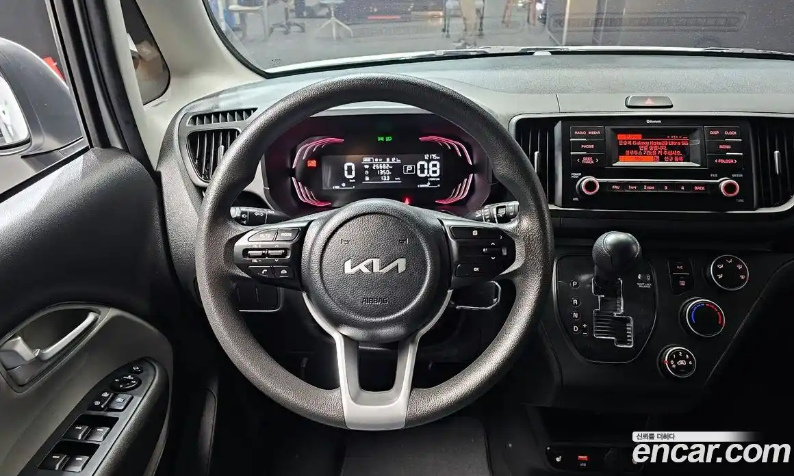 Kia Ray 2023 1.0 Автомат в Москве № 586061, фото 14