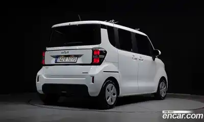 Kia Ray 2023 1.0 Автомат в Москве № 586061, миниатюра 2