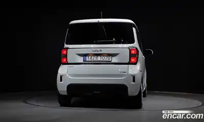 Kia Ray 2023 1.0 Автомат в Москве № 586061, миниатюра 4