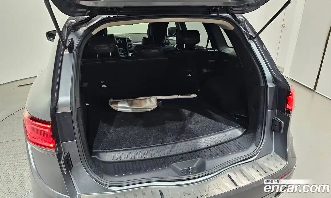 Renault QM6 2023 2.0 Автомат в Москве № 586138, фото 20